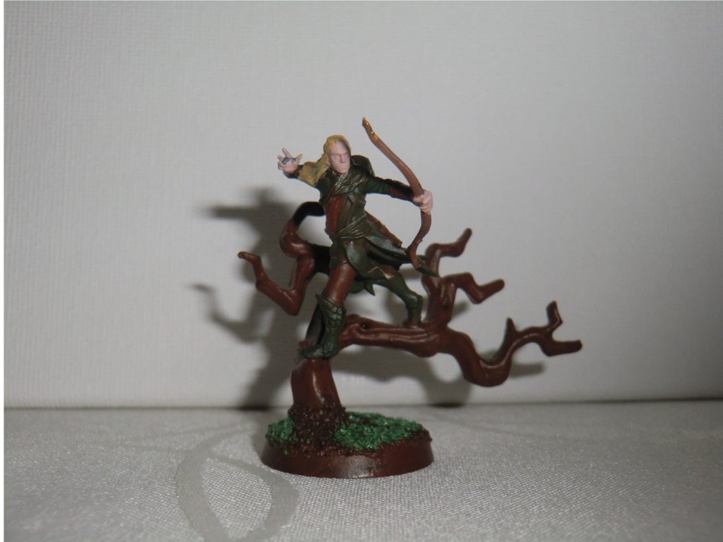 Mirkwood ranger on tree #1